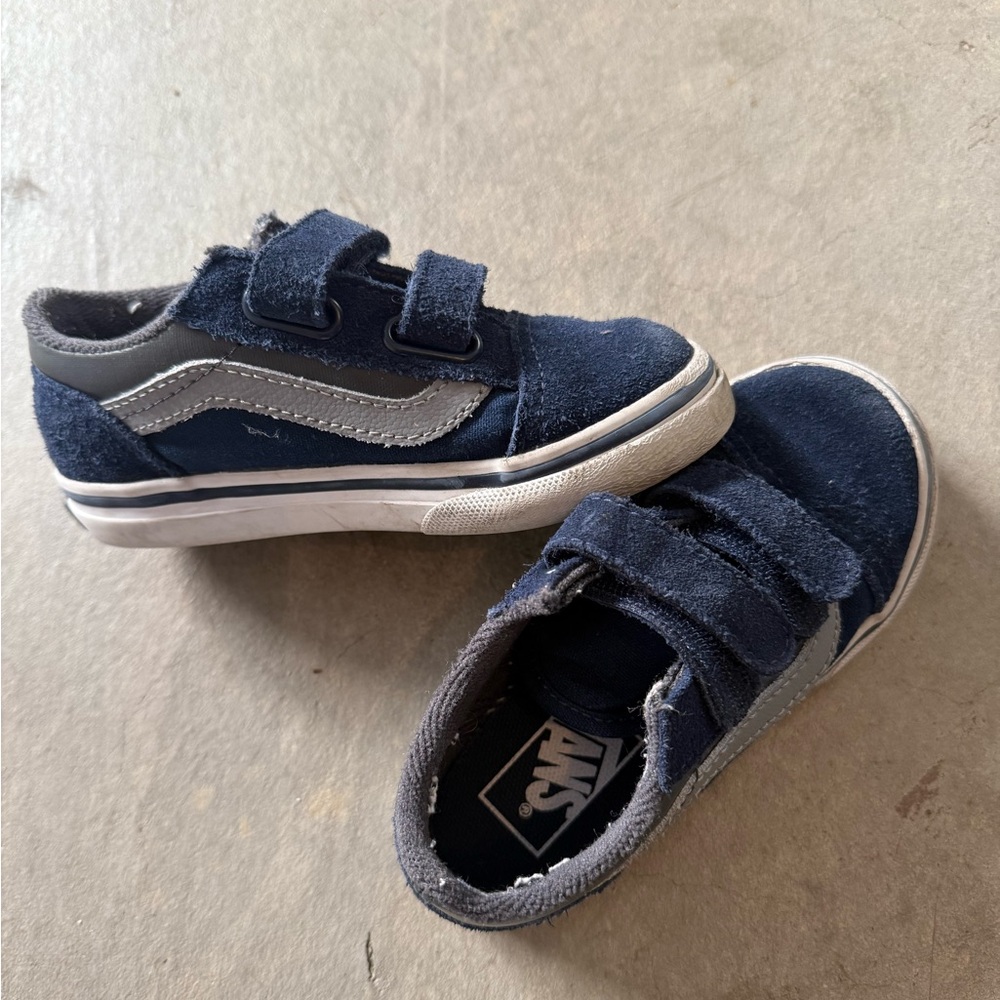 Vans kids’ old school sneaker